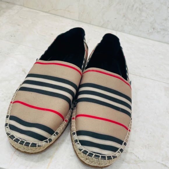 BURBERRY {43/9.5} Espadrilles Canvas Striped Neutrals Tan Black Red White - Picture 2 of 11